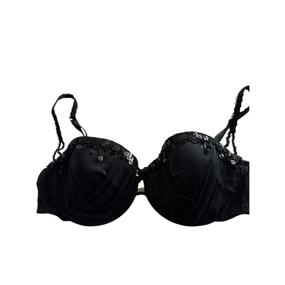 VICTORIAS SECRET “VERY SEXY” black bra, size 34C